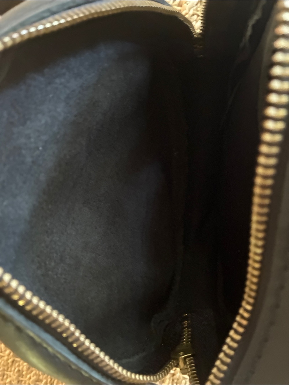 Portland Leather Black Round Crossbody Bag - Small - Picture 6 of 7